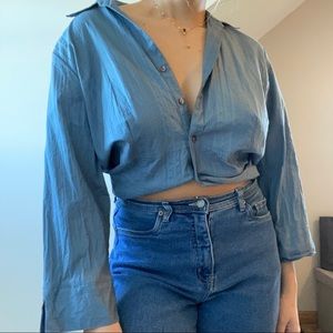 SOLD 🤍 Preswick & Moore blue button down top 🤍